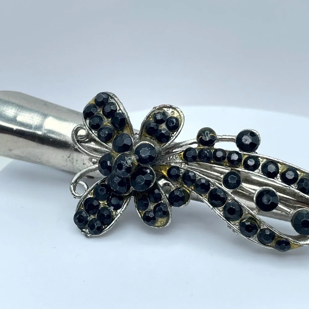 Vintage Silver-Tone Black Classic Faceted Glass Floral Beads Alligator Hair Clip